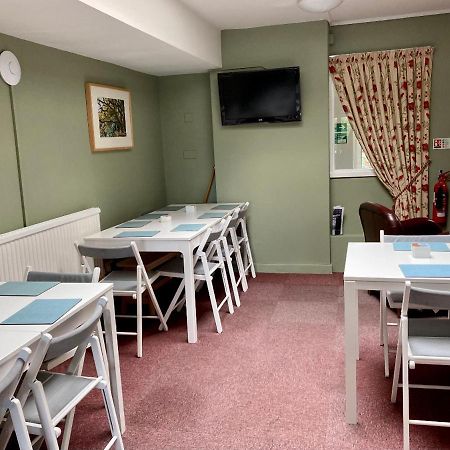 Ludlow Mascall Centre Extérieur photo