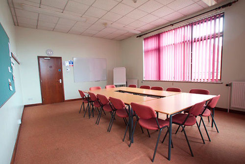 Ludlow Mascall Centre Extérieur photo